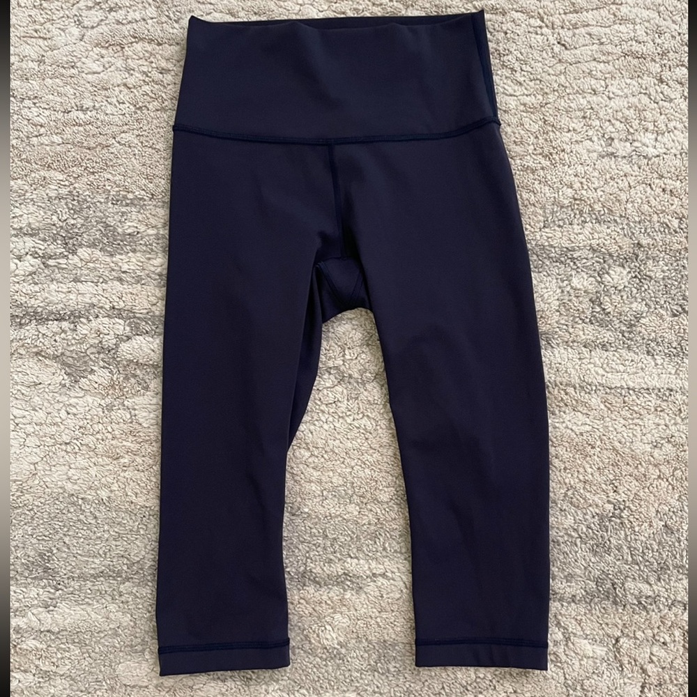 Lululemon Wunder Under Crop 21’ Navy Size 6 - Picture 2 of 2